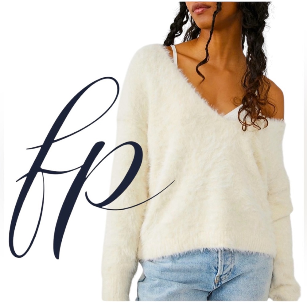 Free People Serendipity fuzzy cozy stretchy sweater
